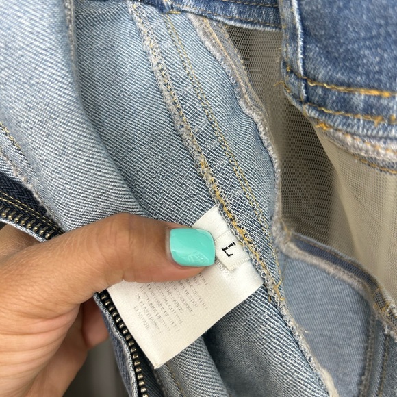 Mugler illusion corset top.. has a really small hole in mesh can be fixed - Picture 4 of 5